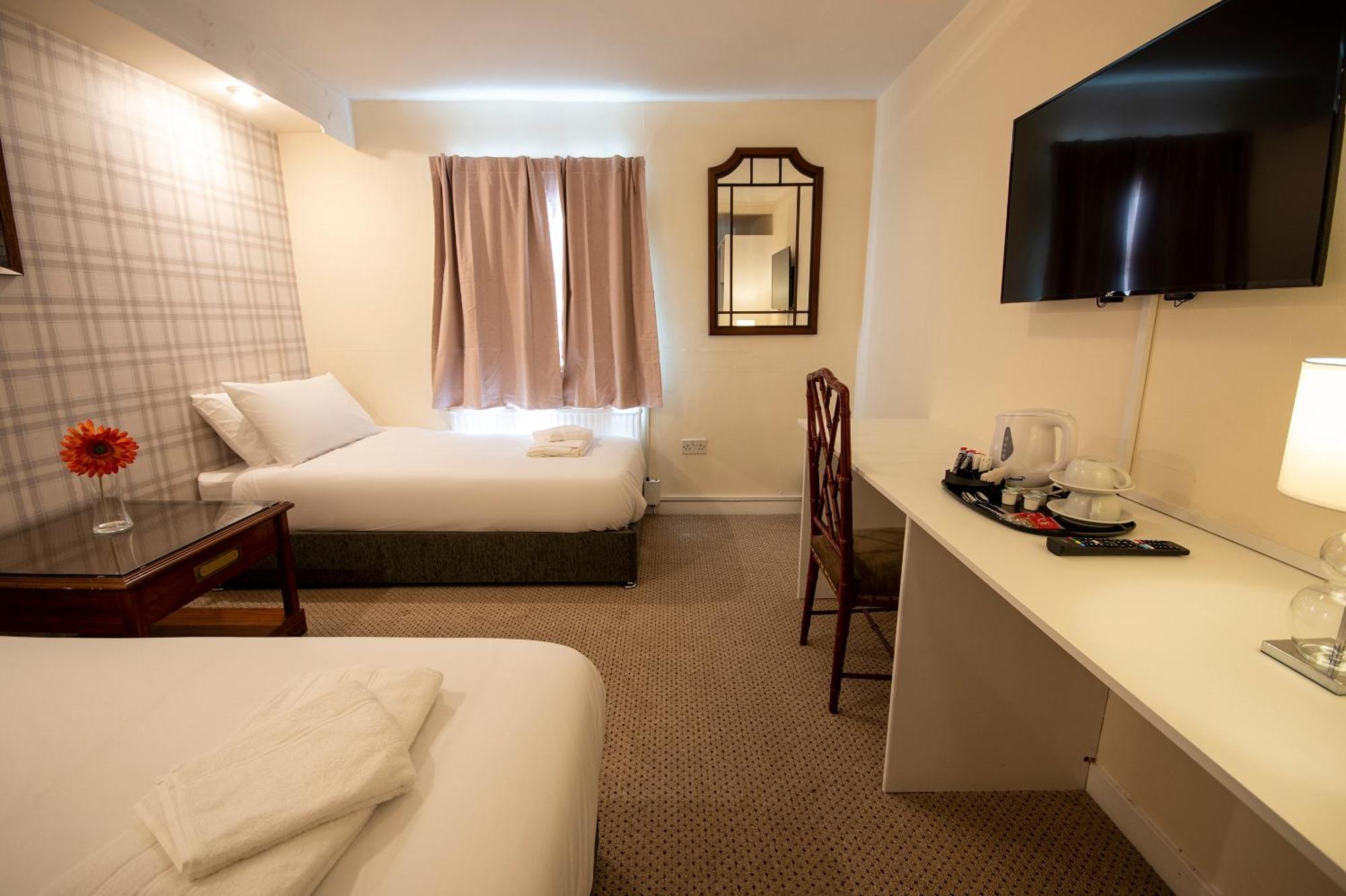 Douglas Arms Hotel Castle Douglas Δωμάτιο φωτογραφία