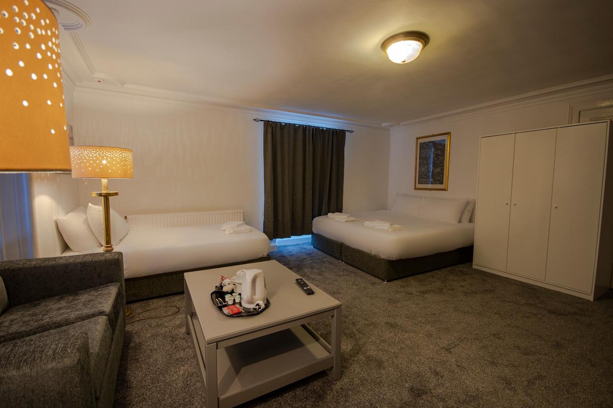 Douglas Arms Hotel Castle Douglas Δωμάτιο φωτογραφία