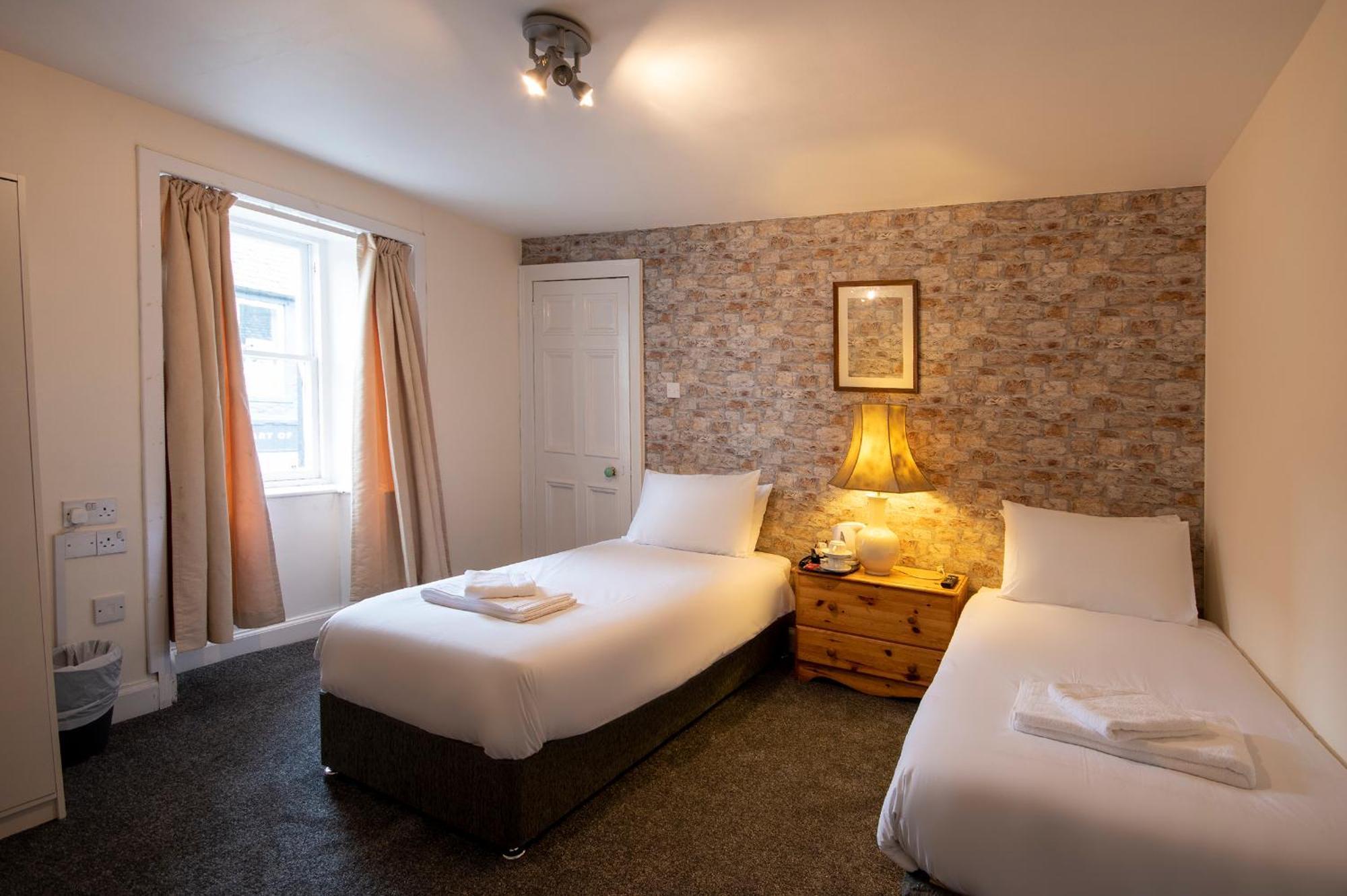 Douglas Arms Hotel Castle Douglas Δωμάτιο φωτογραφία